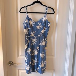 41 Hawthorn blue floral sundress WITH POCKETS! Size M